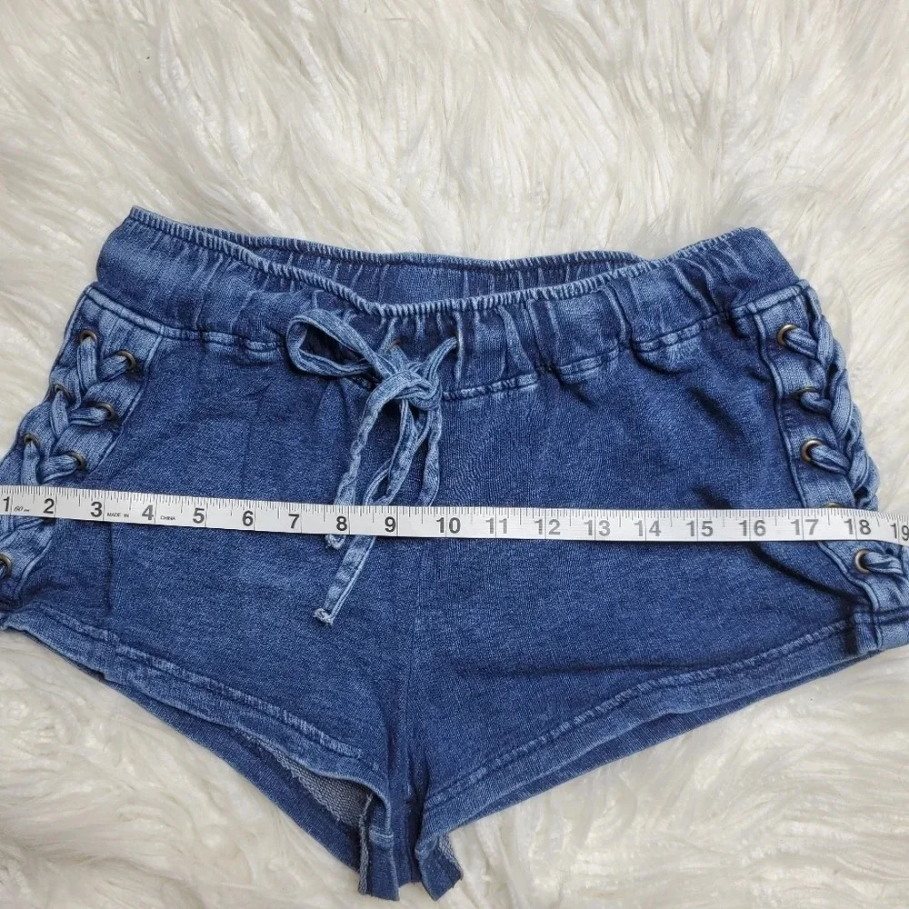 Vanilla Star Blue‎ Lace Shorts